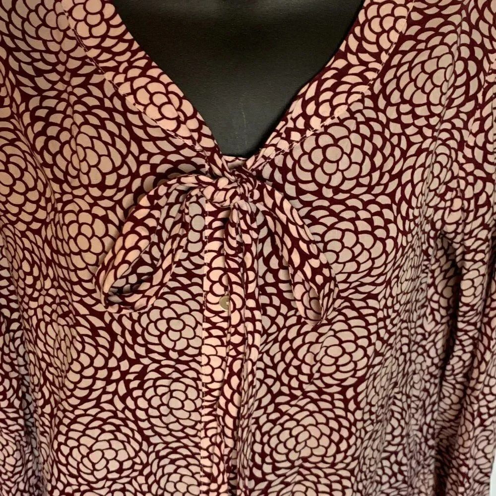 LL Bean Signature Rayon Blouse - Picture 2 of 9